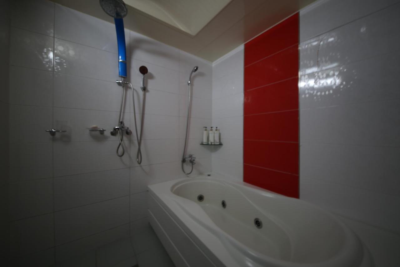 Dubai Hotel Daejeon Exterior photo