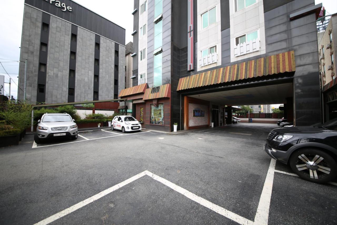 Dubai Hotel Daejeon Exterior photo