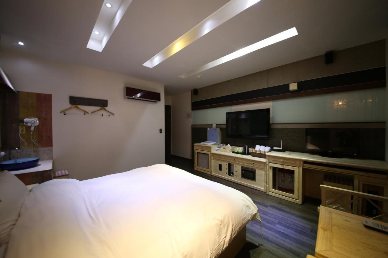 Dubai Hotel Daejeon Exterior photo
